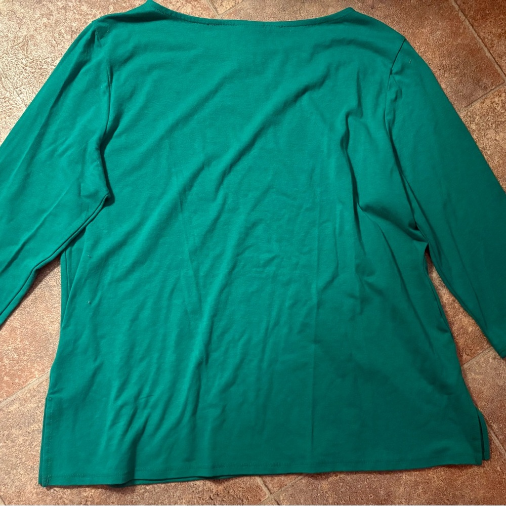 Ruby Rd Women’s Holiday Top - Picture 4 of 8
